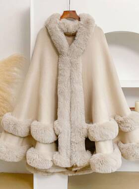 Faux Fur Hooded Cape, Warm And Comfortable For Staying Warm