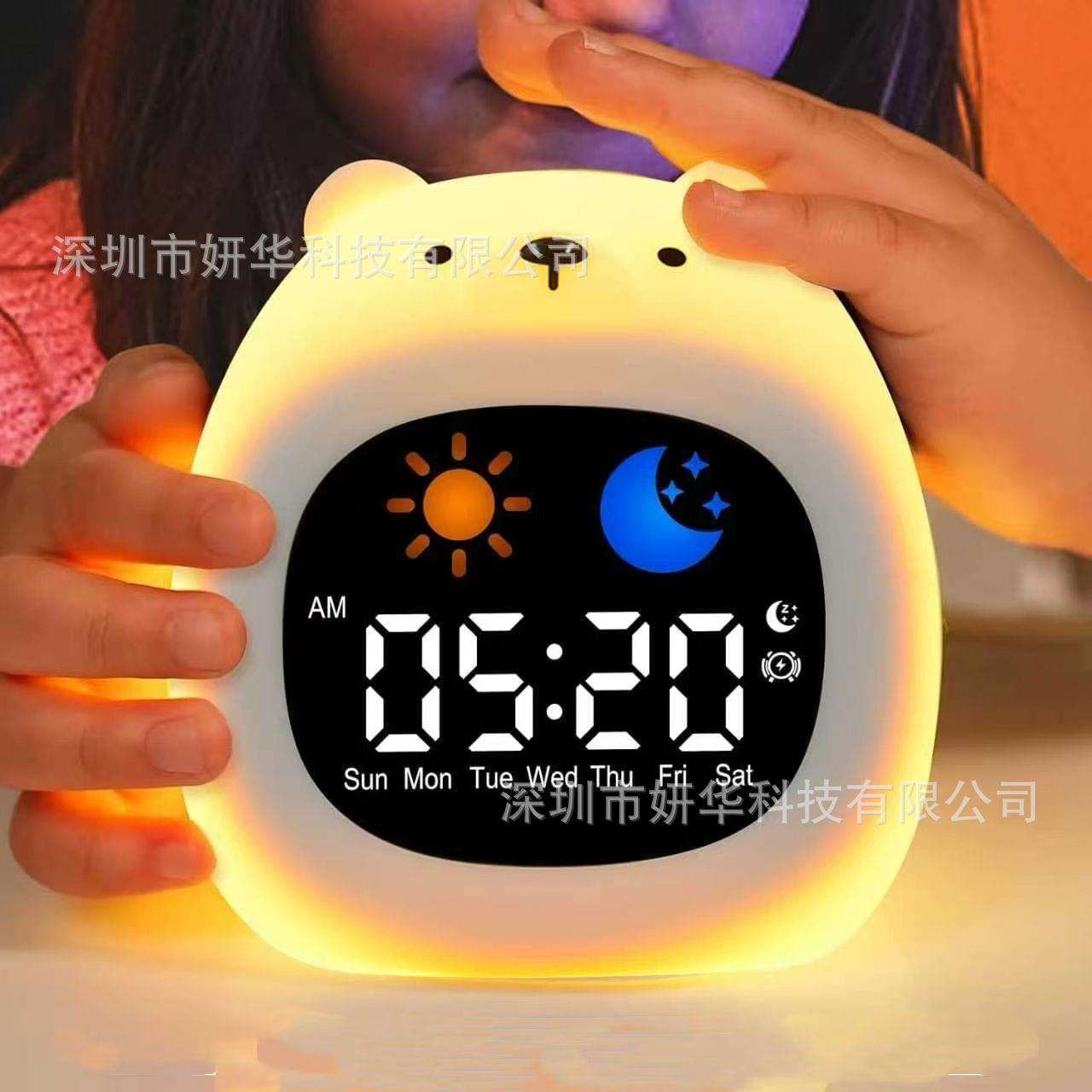 新款卡通动物日出唤醒多功能卧室床头USB充电贪睡学生专用闹钟