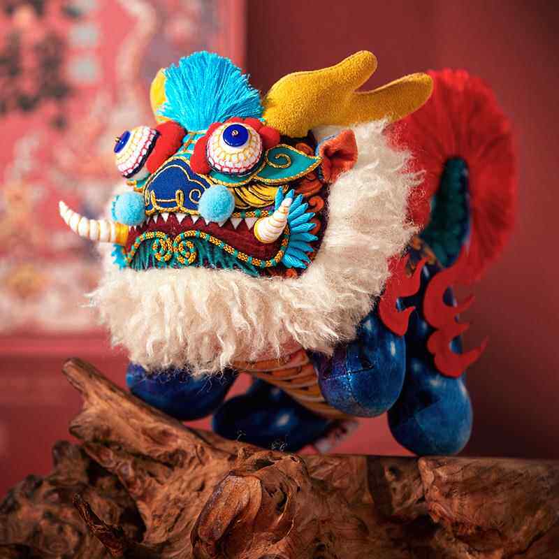 王的手创 麒麟刺绣手工diy成品国潮立体布艺玩偶摆件节日礼物图片