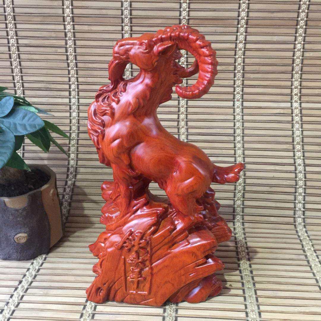 花梨木雕摆件领头羊 十二生肖羊摆件工艺品实木手工雕刻厂家