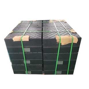 仓储专用承重可达几十吨黑色抗腐蚀实心高分子聚乙烯枕木模具垫块