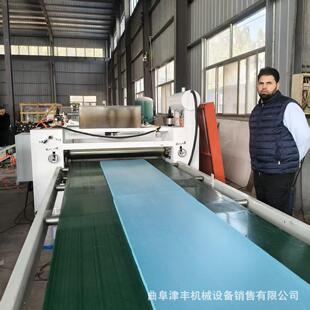 保温板铝箔平贴机 XPS挤塑板镀铝膜覆膜 EPS泡沫板防火铝箔复合机