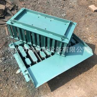 加工空心水泥砖模具 水泥预制件定制尺寸 小型混凝土砖机花砖模具