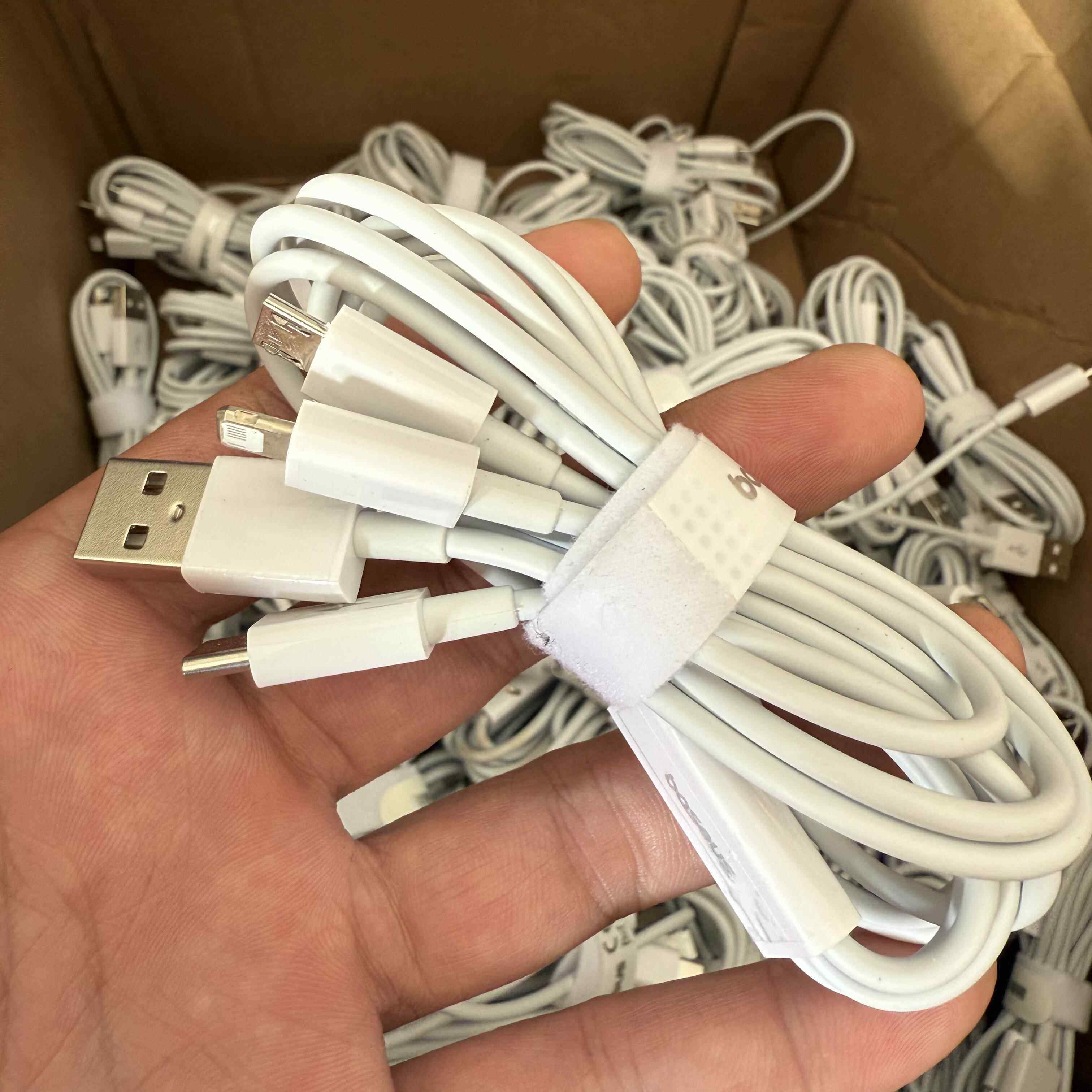 大厂货！1米一拖三充电线,电子元器件市场,PCB电路板/印刷线路板,淘宝优惠券,粉丝福利购,淘宝优惠卷