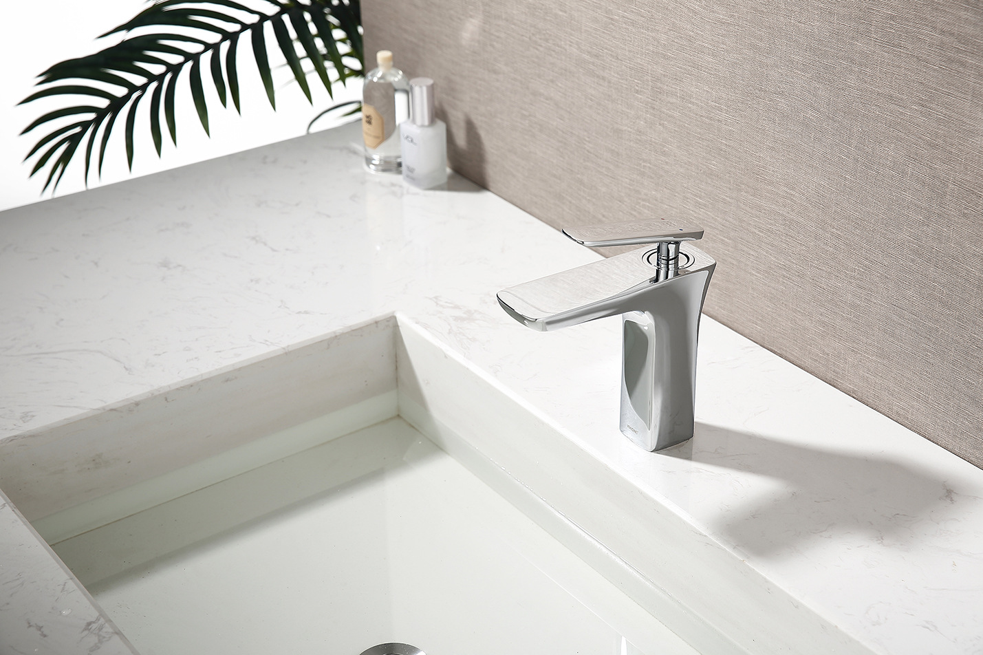 全铜面盆冷热铬色电镀卫生间家用洗脸盆单孔洗手盆水龙头厂家