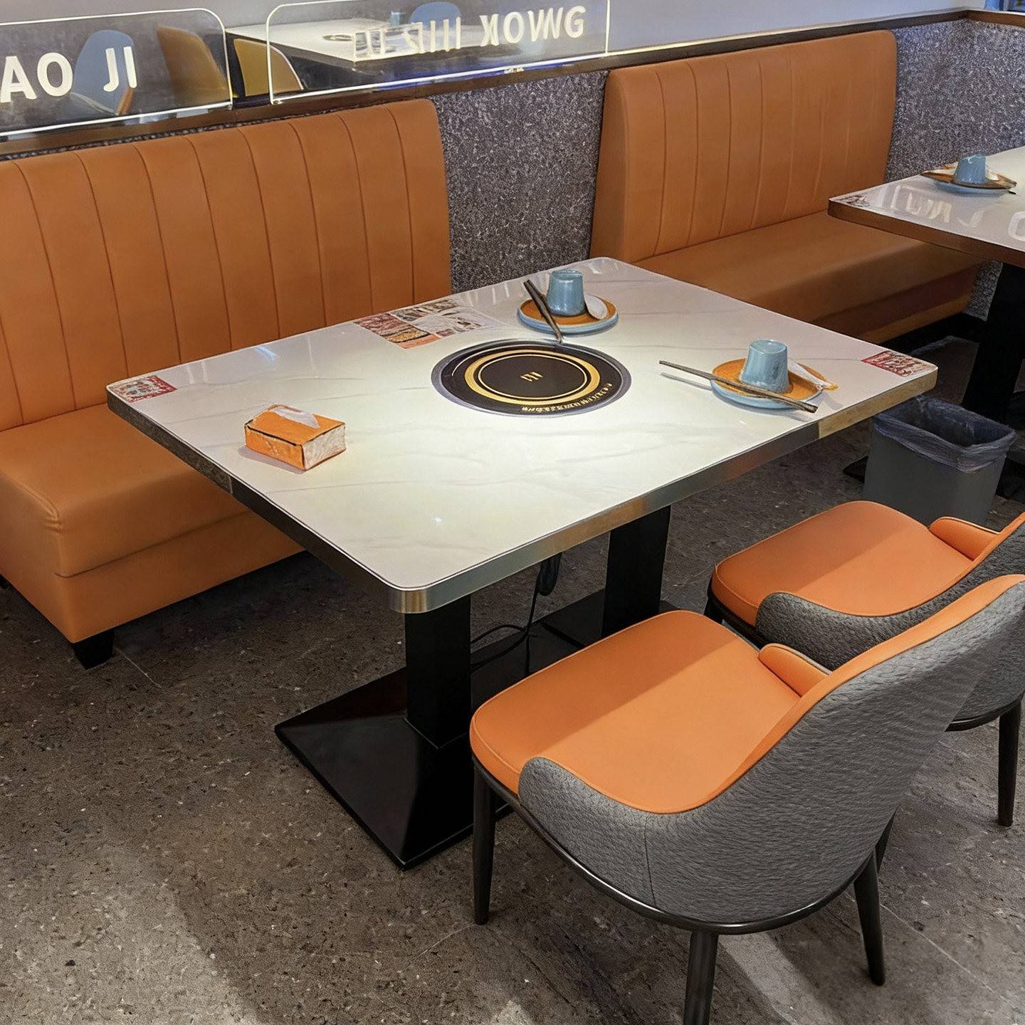 商用岩板大理石火烧石火锅桌子电磁炉一体烤肉桌饭店快餐桌椅组合