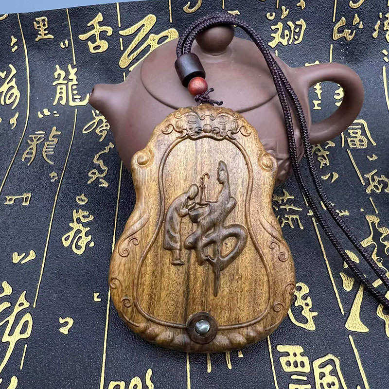 沉香吊坠小萌佛宝宝佛檀香挂牌手把件男女吊坠木质文玩工艺品批发