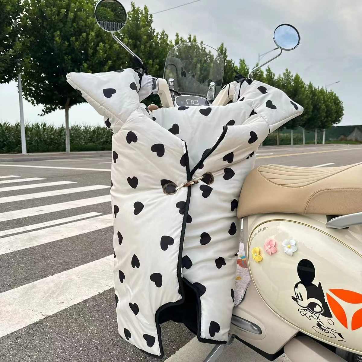 爱心电动车冬季挡风被防水加厚保暖加绒新款雅迪爱玛摩托车通用