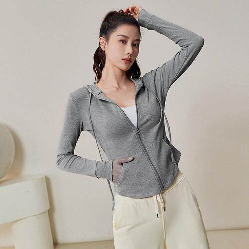 Wearing yoga clothes for running, top for slimming, sports