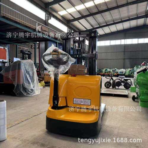 手推式堆高车1.6米高价搬运货物用叉车2.5米高1.5吨堆高车站驾式