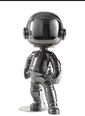 现代轻奢电镀镜面太空人摆件样板间售楼处室内客厅艺术桌面装饰品