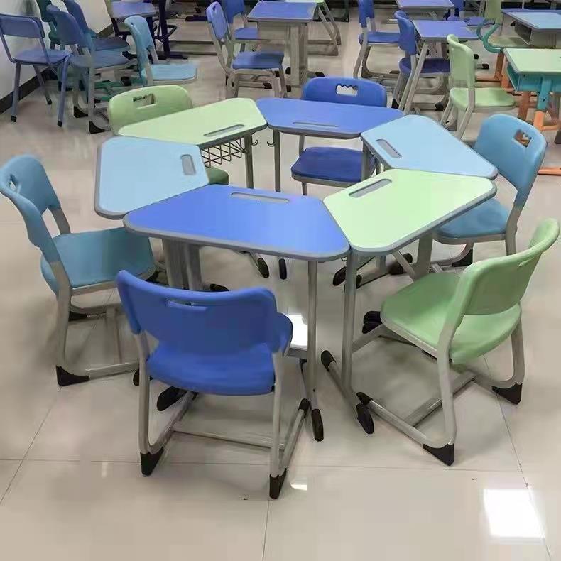 学校六边形拼接桌团体活动教室辅导课桌六角桌组合可移动培训桌椅