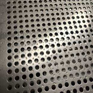不锈钢洞洞板304 防护冲孔板铁板网 不锈钢多孔板网格网