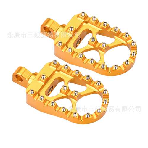 适用哈雷XL883 1200 X48 750通用改装脚踏前后脚踏板戴娜软尾肥仔