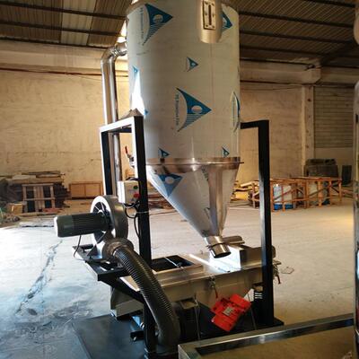 广东500kg风送储料罐塑料颗粒储料机不锈钢振动储料桶