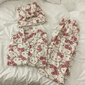 睡袍冬款女新款ins风凯蒂猫hellokitty家居服睡衣冬季女款可爱甜