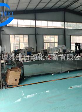 椰枣黄精拉伸膜包装机鱼肠小辣条真空包装机器大型连续式真空机