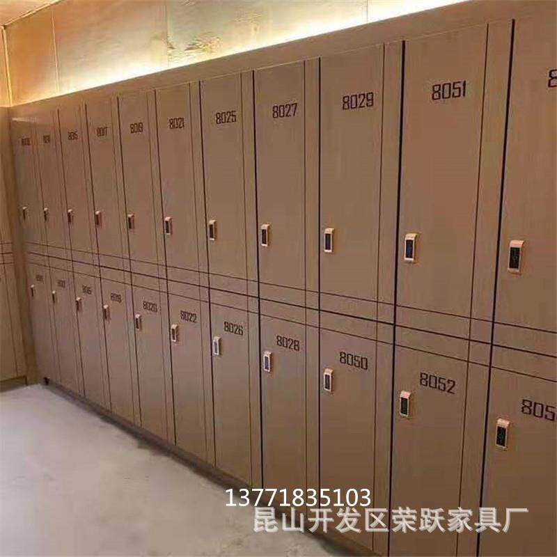 洗浴汗蒸房温泉馆健身房木质换衣柜员工学生更衣柜健身房储物柜