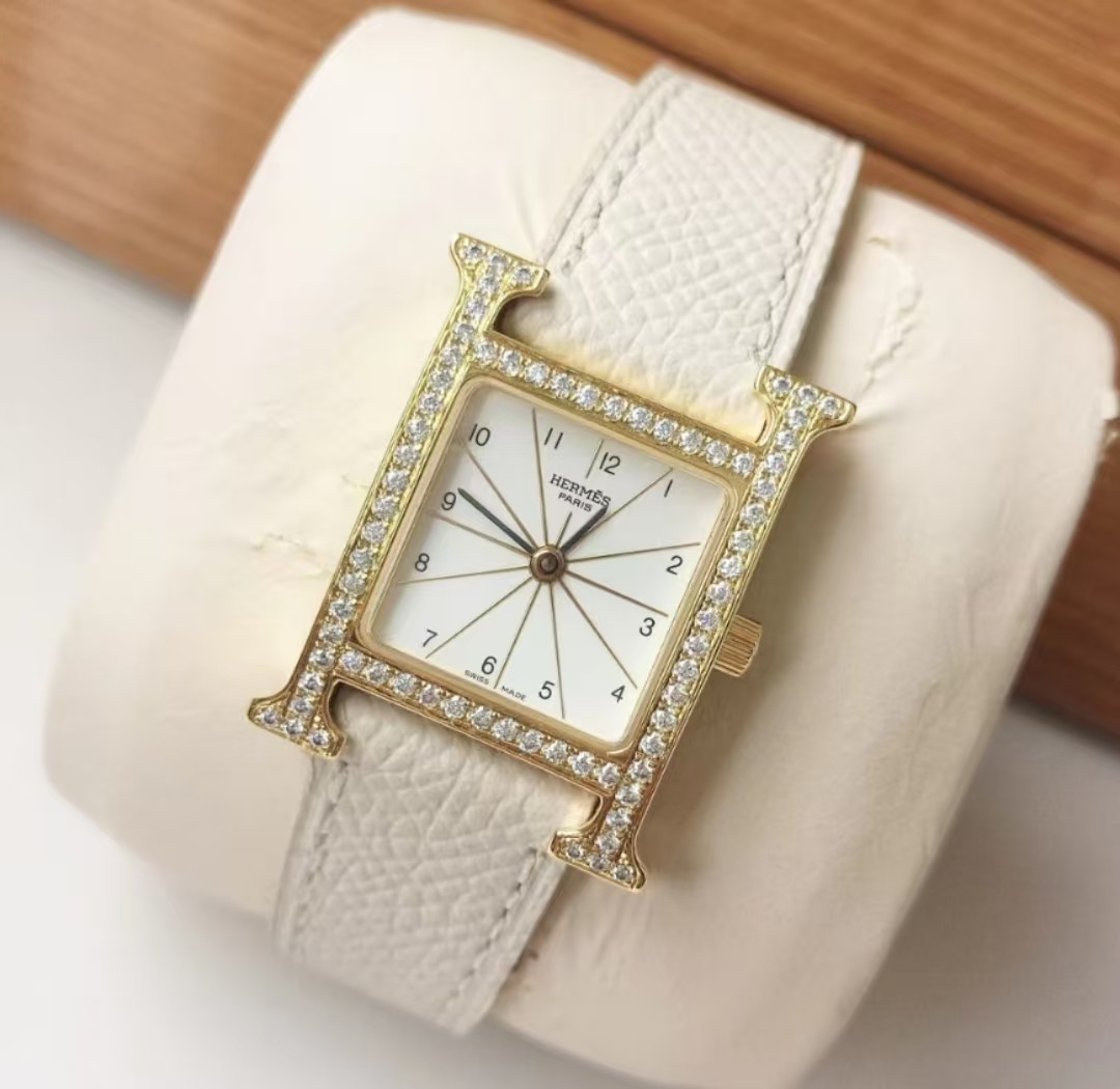 98新261mm爱马仕HEURE H系列W036732WW00后镶钻石英女表正品