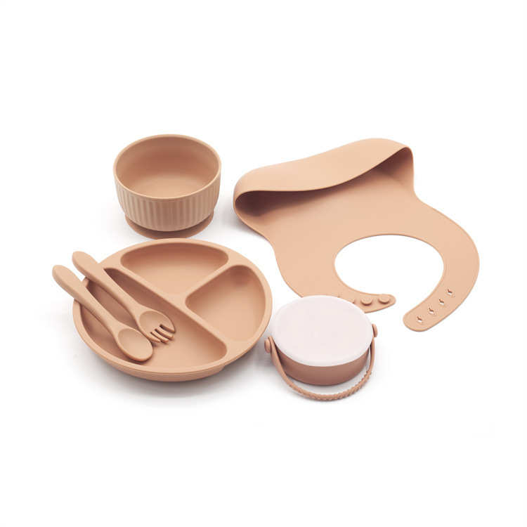 莫兰迪色系欧美时尚简约儿童辅食硅胶零食杯碗勺叉餐盘围兜六件套