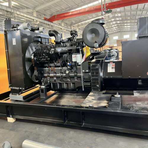 东风康明斯200kW柴油发电机组可选静音型远程监控制造业备用电源