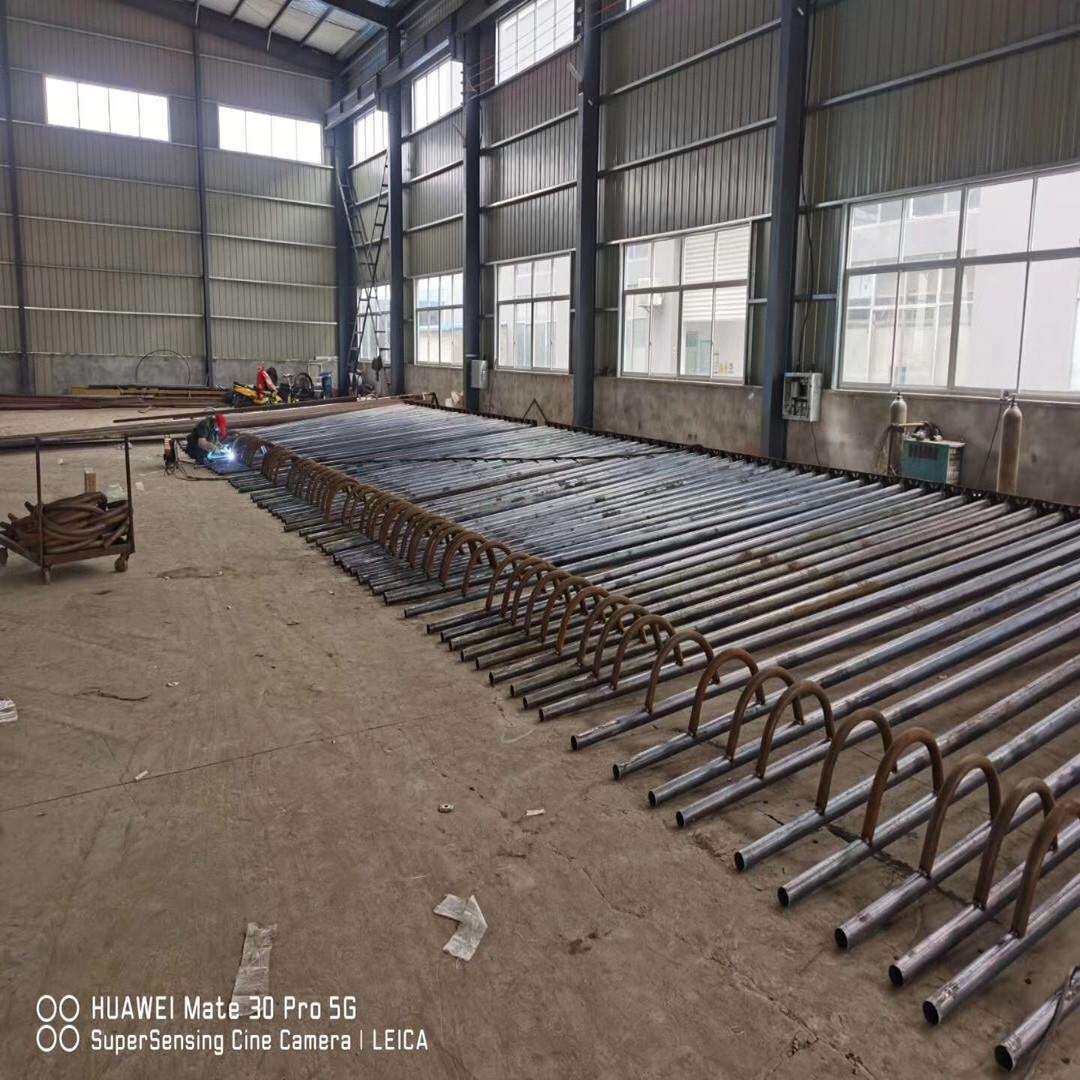 厂家定 制公路LED路灯杆 高杆灯杆 小区led照明灯杆 A字臂路灯杆