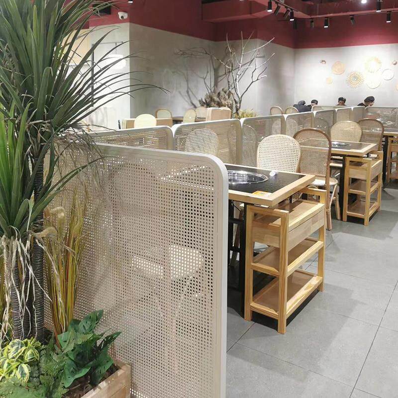 商用饭厅卡座矮隔断铁艺网格藤编屏风火锅店餐厅过道半墙加高围栏