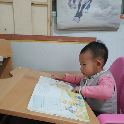 中沪爱童榉木学习桌怎么样?用后一周讲一讲感受