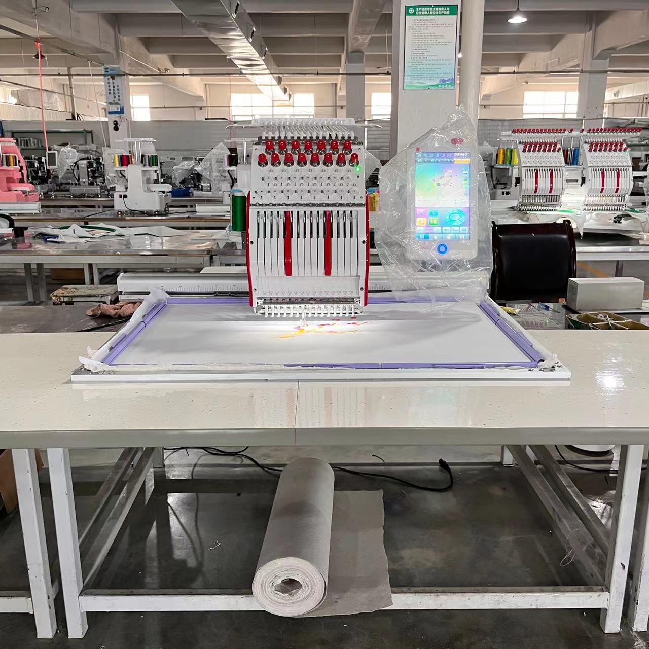 1501叶氏2022 新款家用马头机款单头15针大面积工业刺绣机