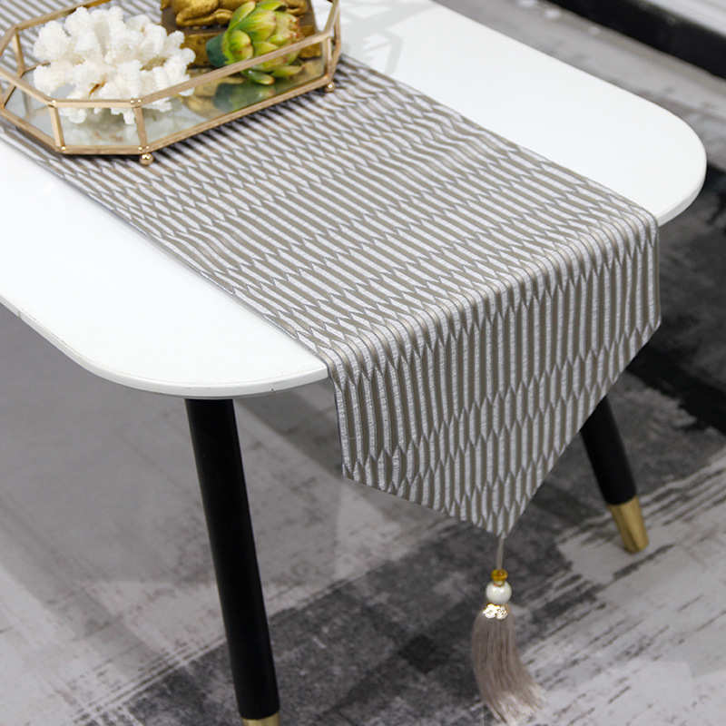 轻奢简约现代布艺桌旗高精密家用餐桌垫样板间茶几电视柜长条