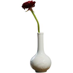 大鱼美器 青瓷刻花长颈瓶 陶瓷花瓶小号花器花插水培简约居家摆件