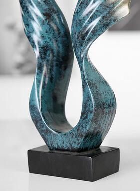 创意欧式酒柜电视柜客厅家居工艺装饰品婚庆礼品抽象鹰树脂摆件