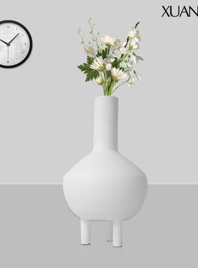 现代简约风家居花瓶插花器树脂软装饰品摆件客厅阳台干花插花器