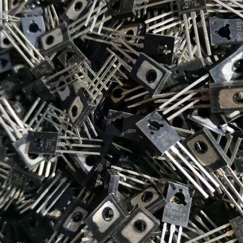 常用混装三极管to-126 BD仔 D772 882 13003 135 136 等随机100克