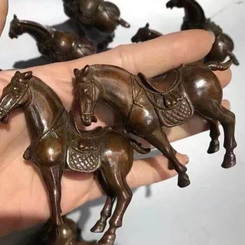覆古包浆回流实心铜小唐马摆件骏马带马鞍马驹小铜马把件战马唐马