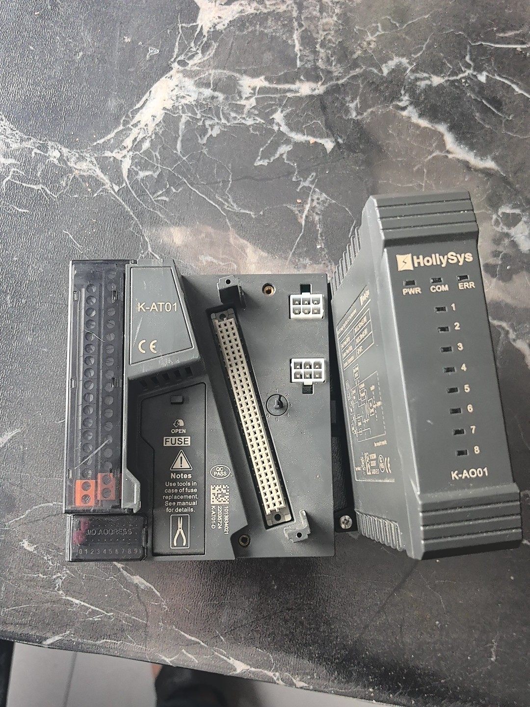 和利时K-AO11带底座22年的