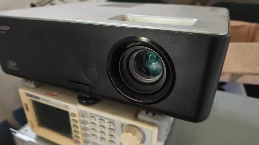 4月27日北京【京械6229】单位淘汰报废处置电子仪器和投影机共2台网络拍卖公告