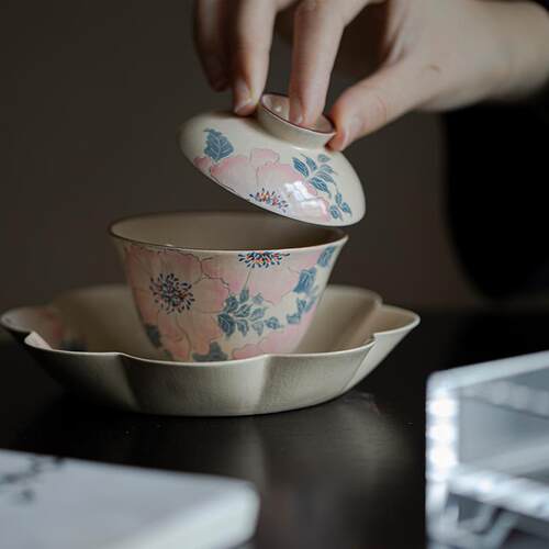 弥言粉引手绘釉下彩牡丹盖碗手工粗陶粉引泡茶碗茶杯诧寂风泡茶器