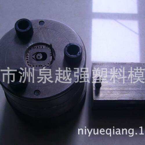 供应防撞条挤出模具 VC封 TPE TP挤XWTV密P条模具 胶条出模具