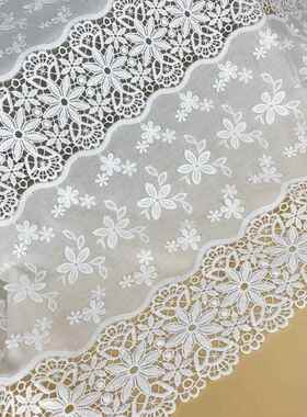 白色立体绣花KDW棉布料拼桌接蕾饰丝边面装盖布大块服装面料辅花