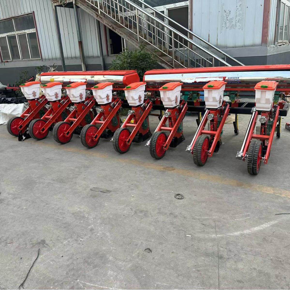 玉米播种机8行悬浮式玉米大豆精播机免耕施肥拖拉机牵引苞米种植