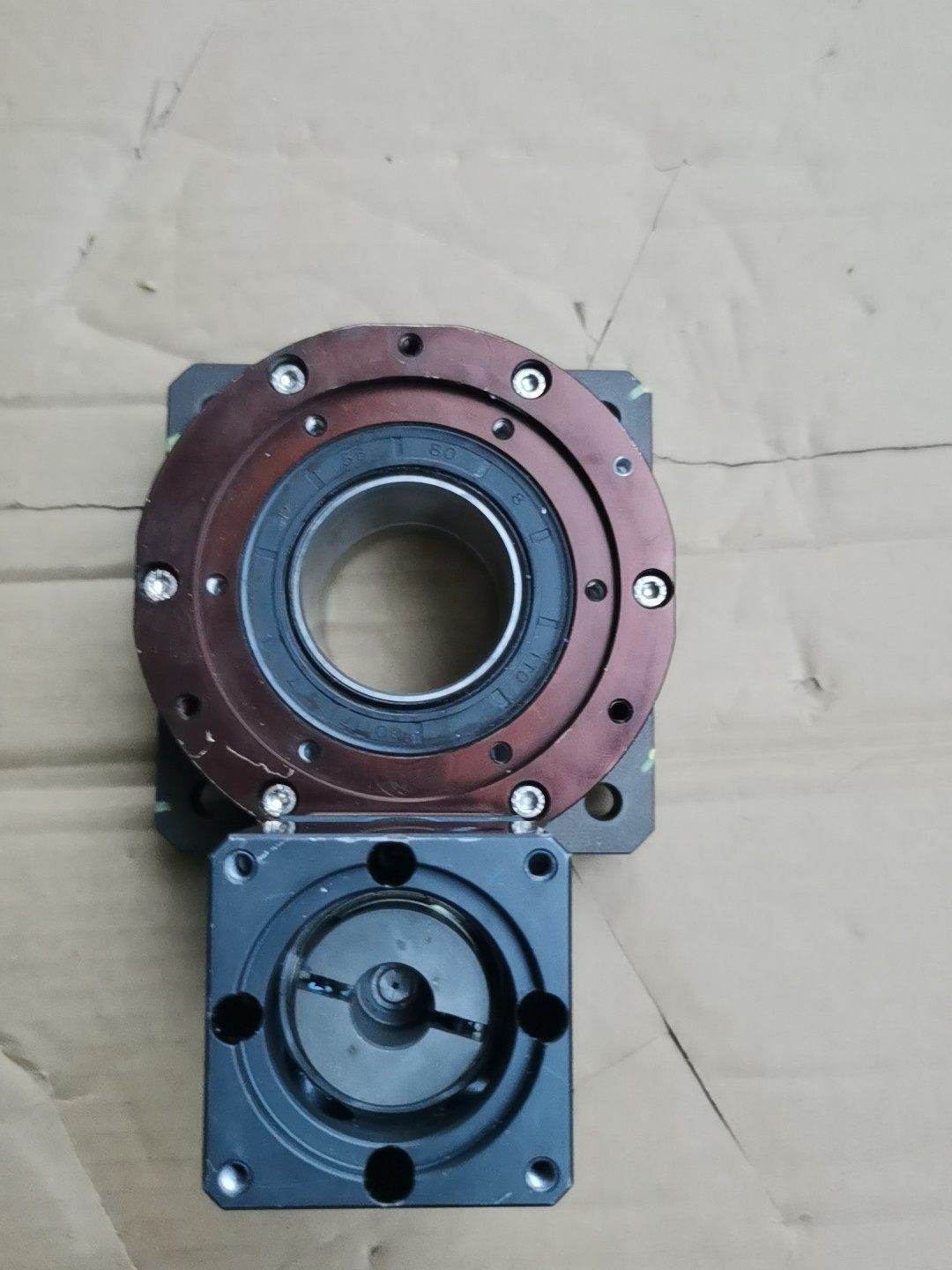 台湾GTC中空旋转平台，NT130-70-14-50-70-