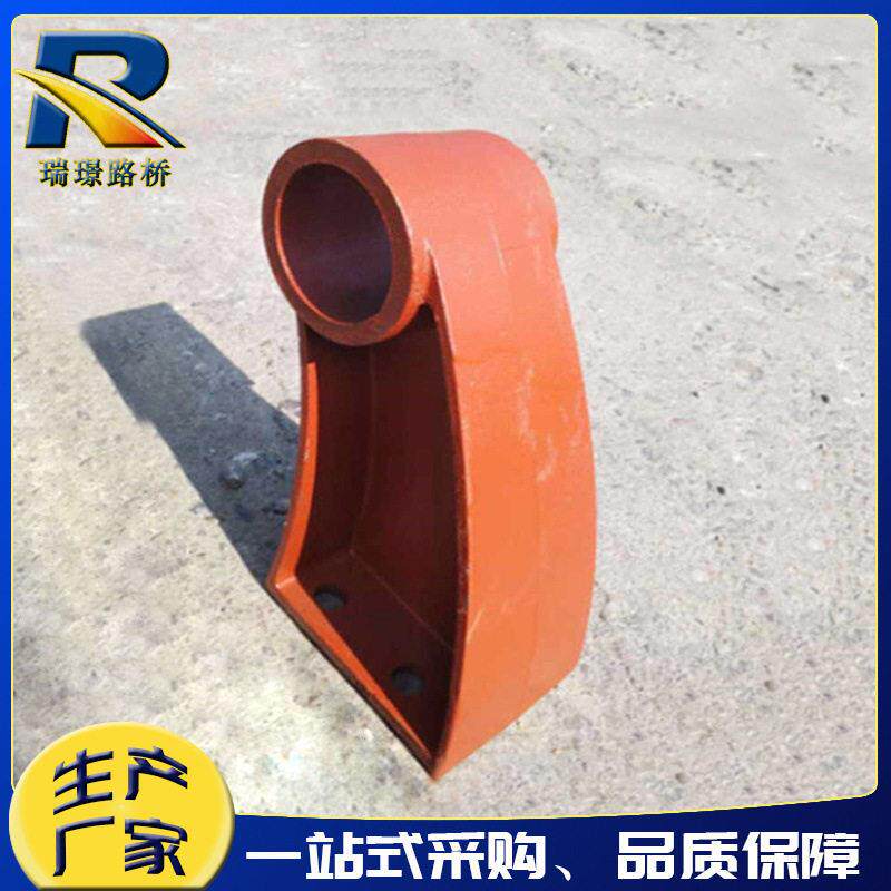 桥梁防撞护栏支座铸钢焊接护栏支架公路桥梁铸铁牛角护栏支座厂家图片