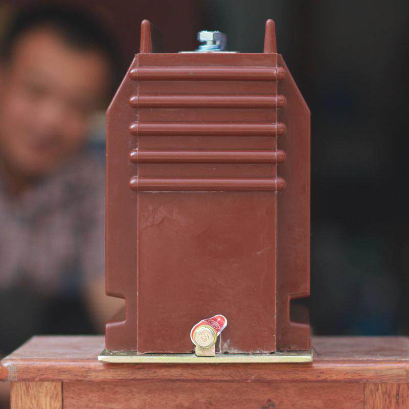 雷一直销LZZBJ9电-1GKX高0A1-5002500/5压流互感器10KV互感器