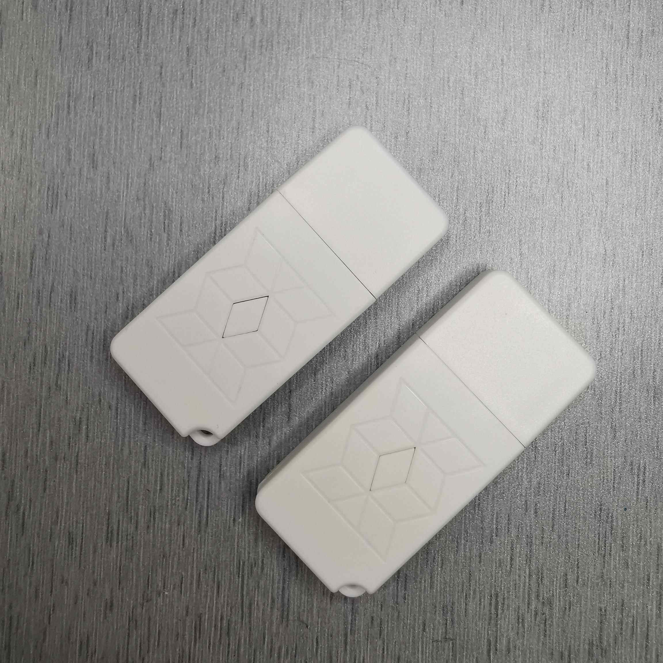 （包邮直拍）USB蓝牙模块 Dongle免插卡 CAT开发模拟调试工具