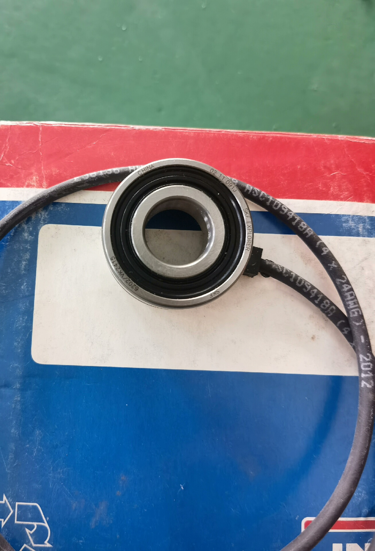 SKF BMB-6202/032S2/UA002A 传感器轴