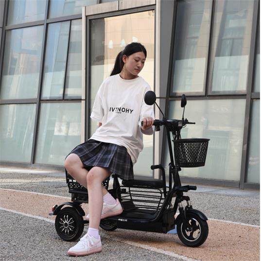 电动用三轮小车家接送孩子老年人代型步女士折叠67轻便三轮车