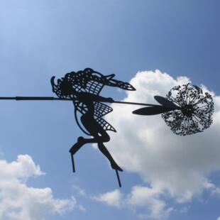 新款 直销花仙子精灵与蒲公英共舞罗宾怀特丝精灵雕塑花园金属工艺