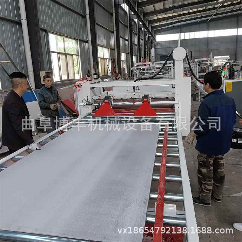 pur热熔胶平贴机 仿大理石pet木饰面贴合设备 木地板贴面机械厂家