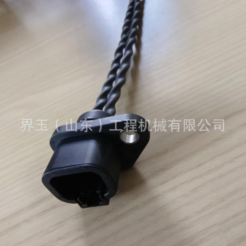 松小PC200-8喷油器线束6754-81-9450挖掘机发动机总成配件